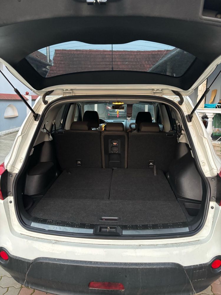 Nissan qashqai+2 automat