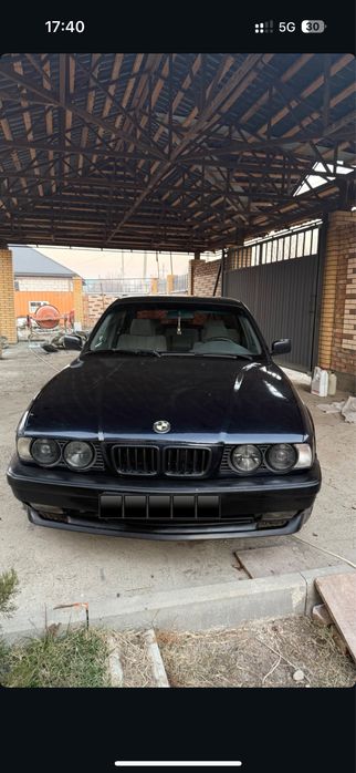 Продаю полный комплект бампер