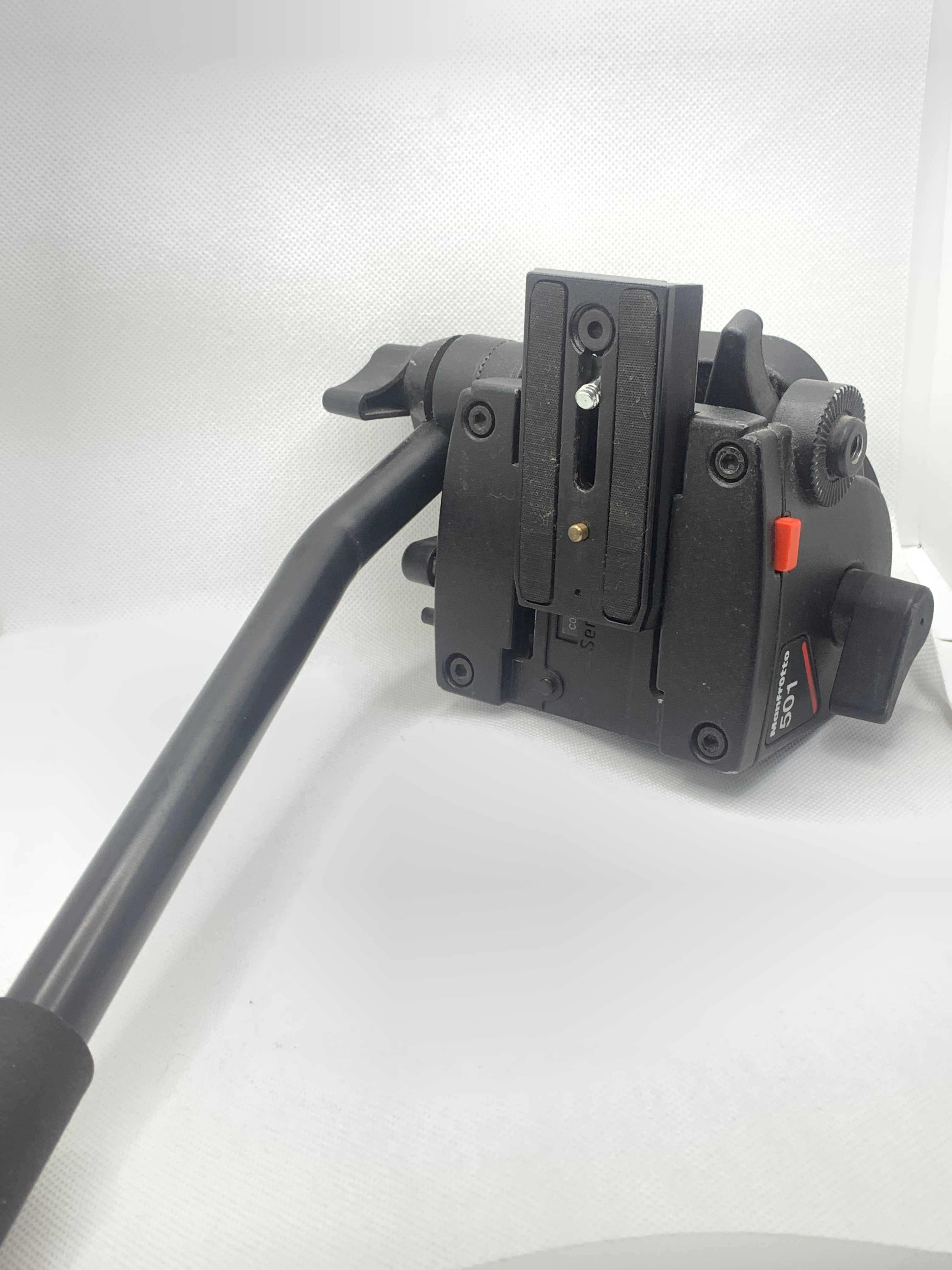 microfon unidirectional RØDE, cap trepied video manfrotto