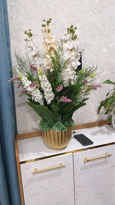 Искусственные цветы доя декора и для офиса