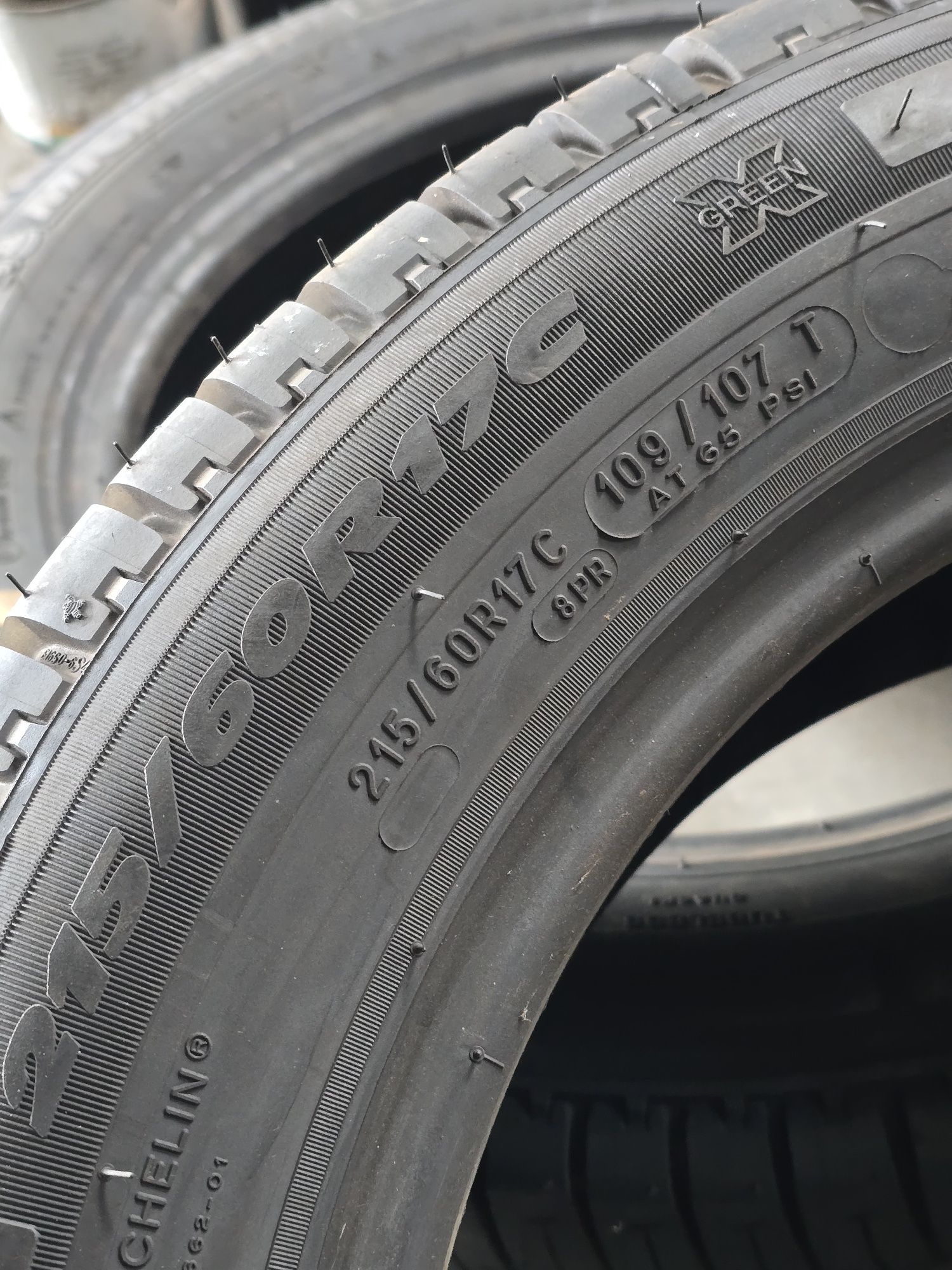 215 60 17c Michelin