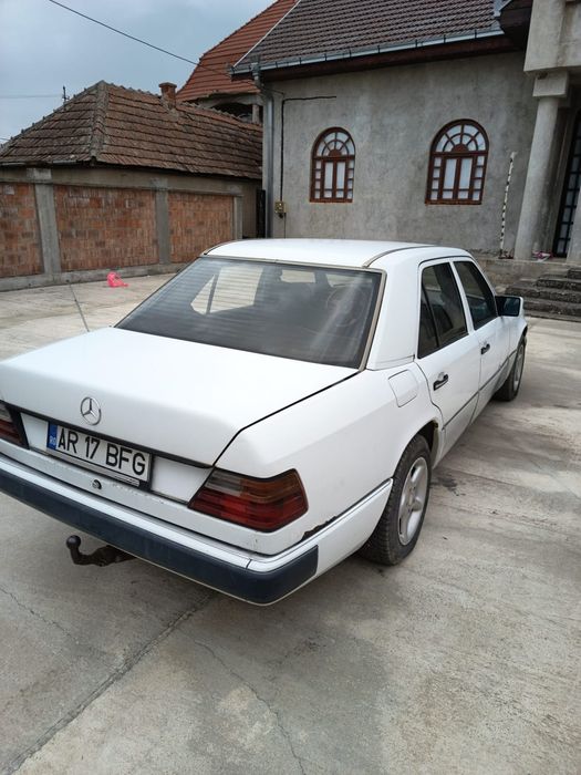 Mercedes W124 - 2.0 Diesel 75CP - Stare buna!