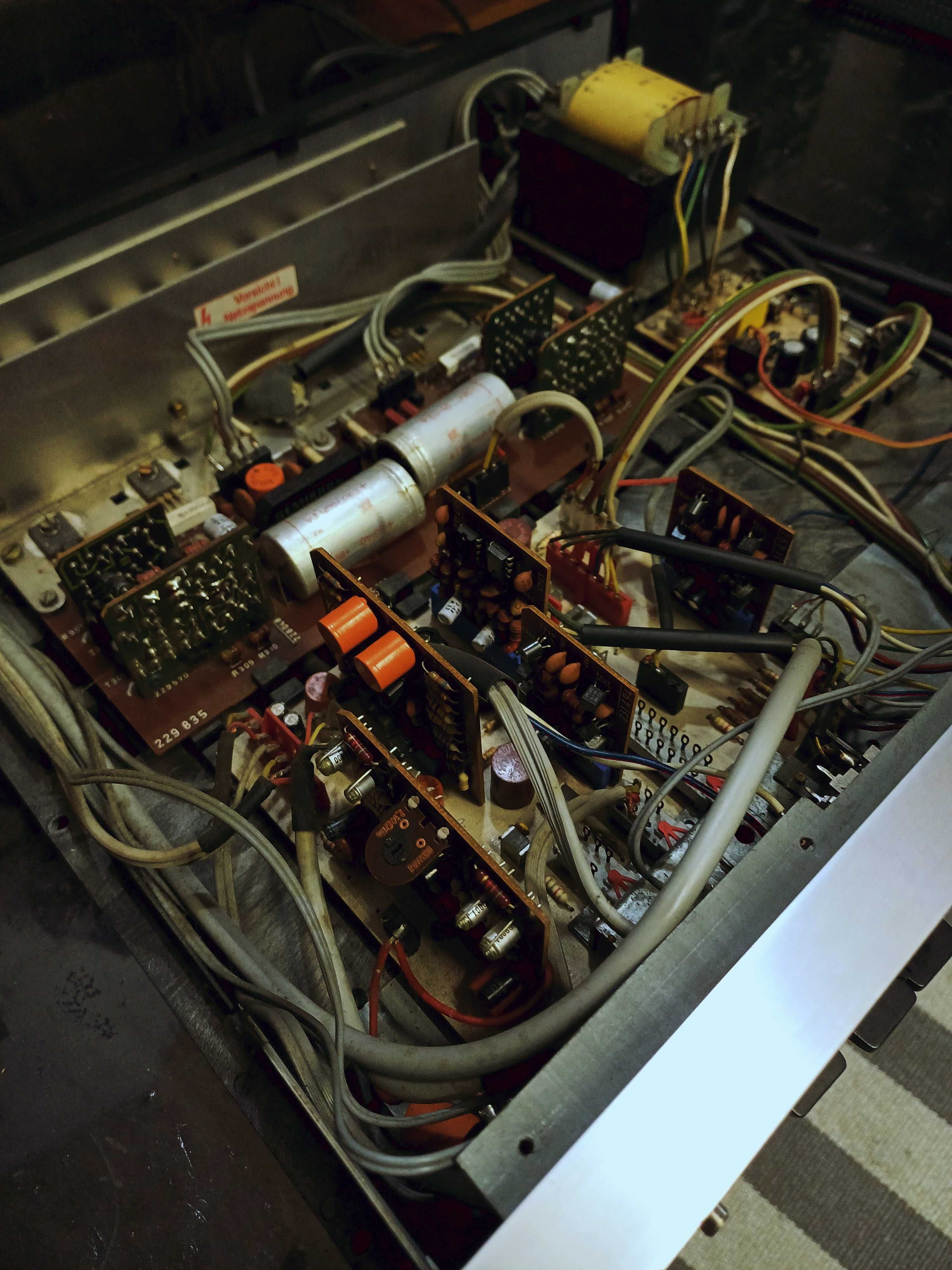 Dual cv-62 vintage amplificator