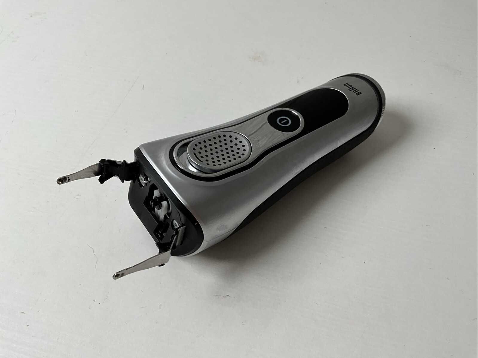 Електрическа самобръсначка Braun Series 9 Wet & Dry type 5790 на части