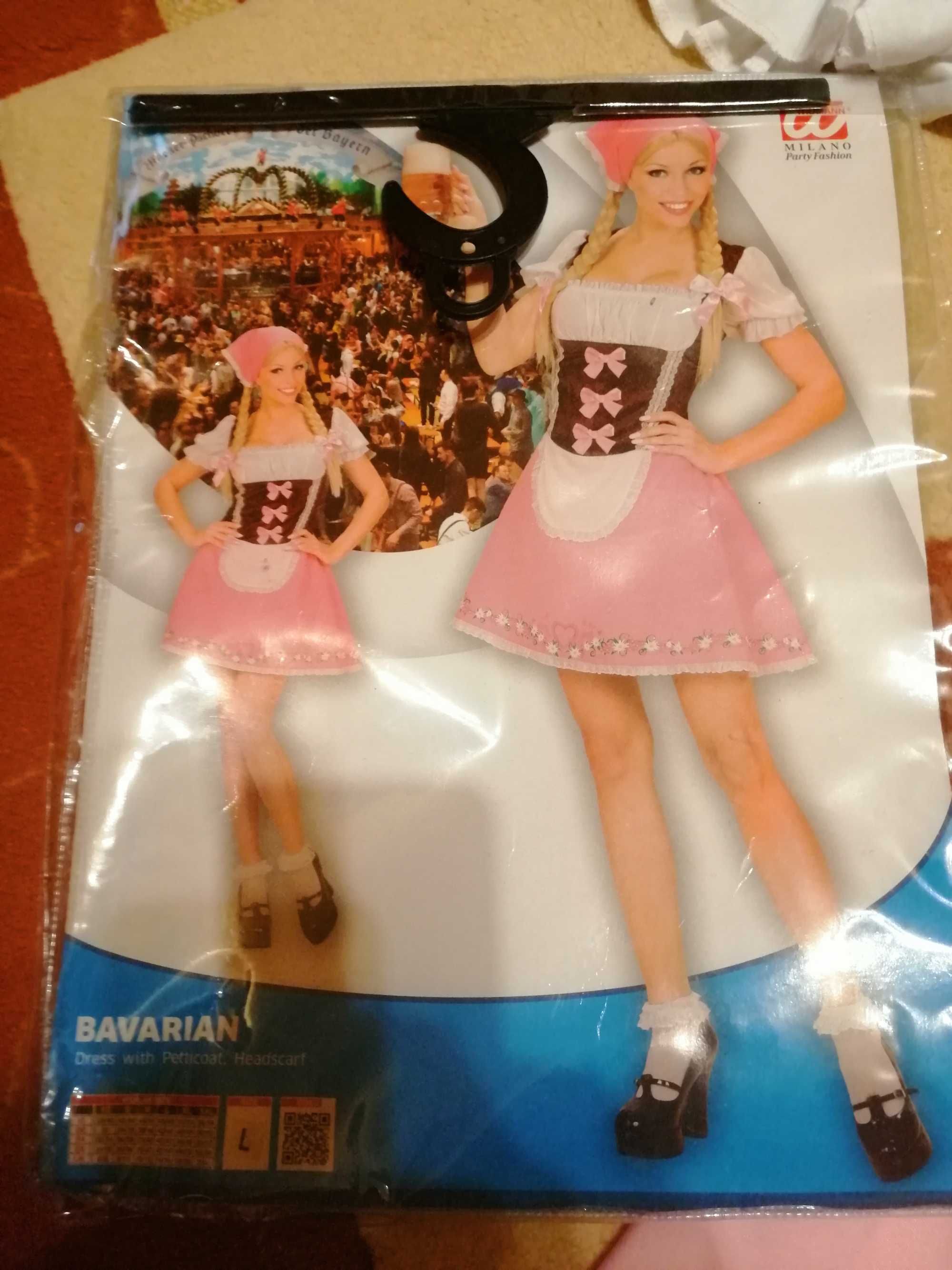 Costum carnaval chelnerita bavareza, marimea L