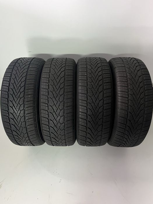 Зимни гуми 205/55/16 Semperit