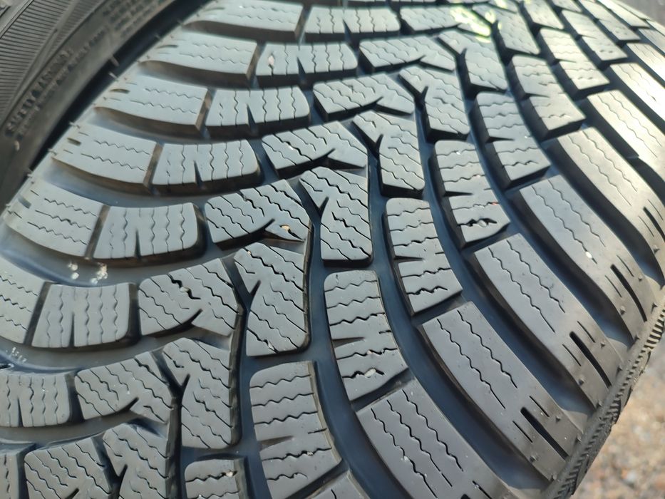 205/45/17" 4бр Falken evrowinter,dot2220,7mm