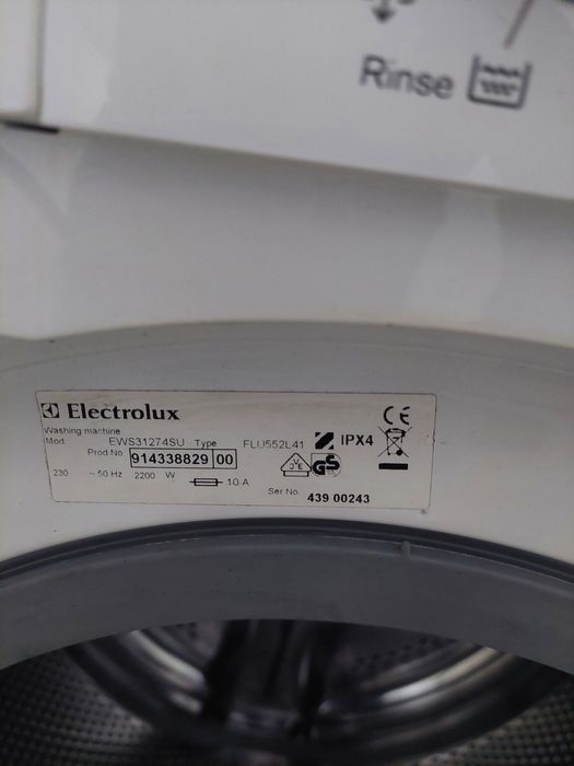 DEFECTA!Masina Spalat electrolux.