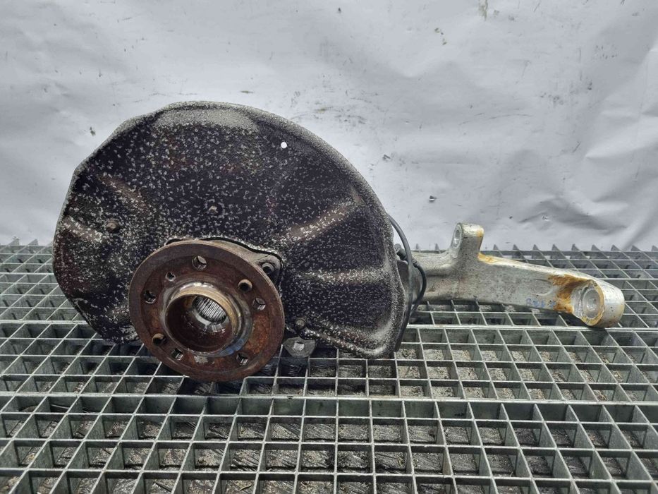 Fuzeta fata stanga Mercedes Clasa ML (W166) [Fabr 2011-2022] OEM 2.2 C