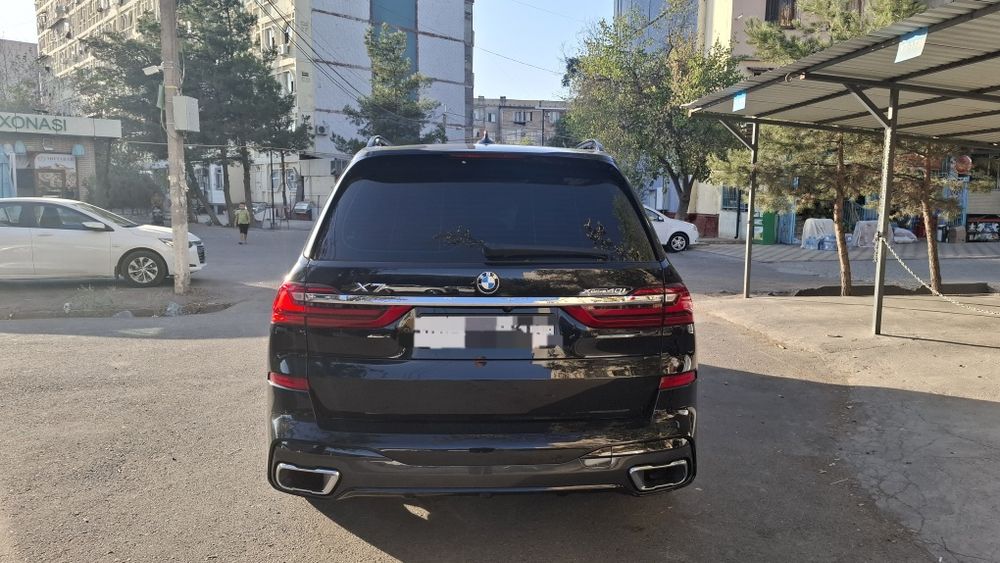 BMW X7 Xdrive 40i нисия. савдога. берилади
