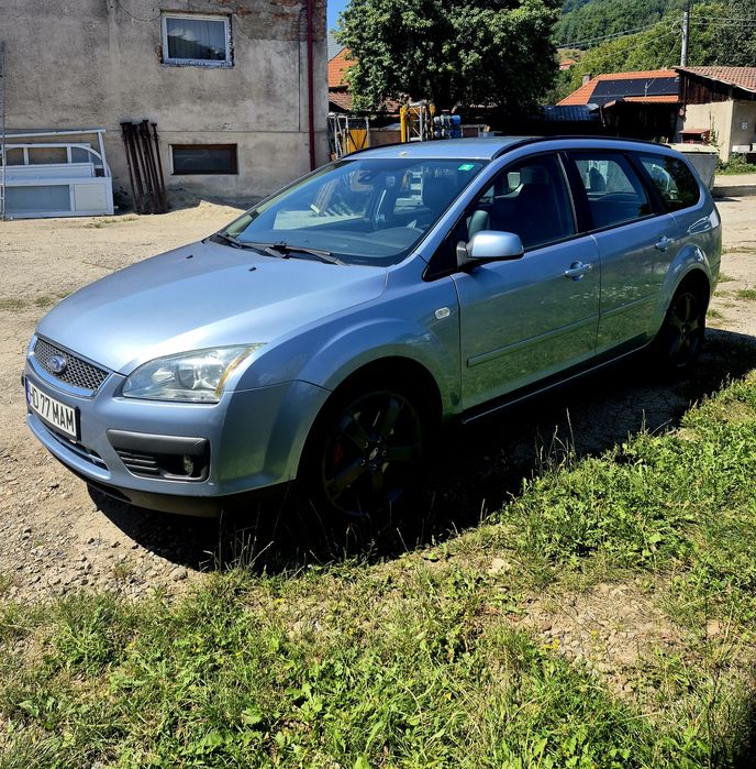 Vand ford focus 2l benzina