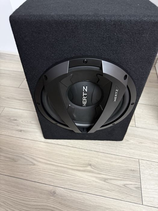 Subwoofer hertz dbx 30.3 + statie hertz