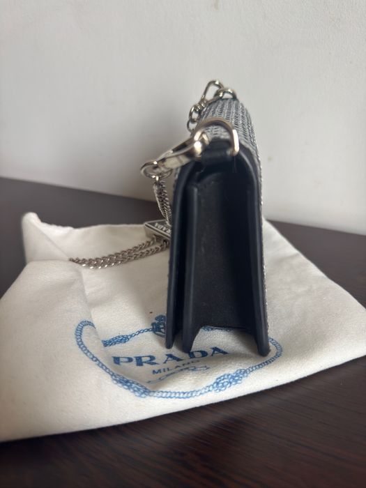 Prada бляскава чанта с кристали