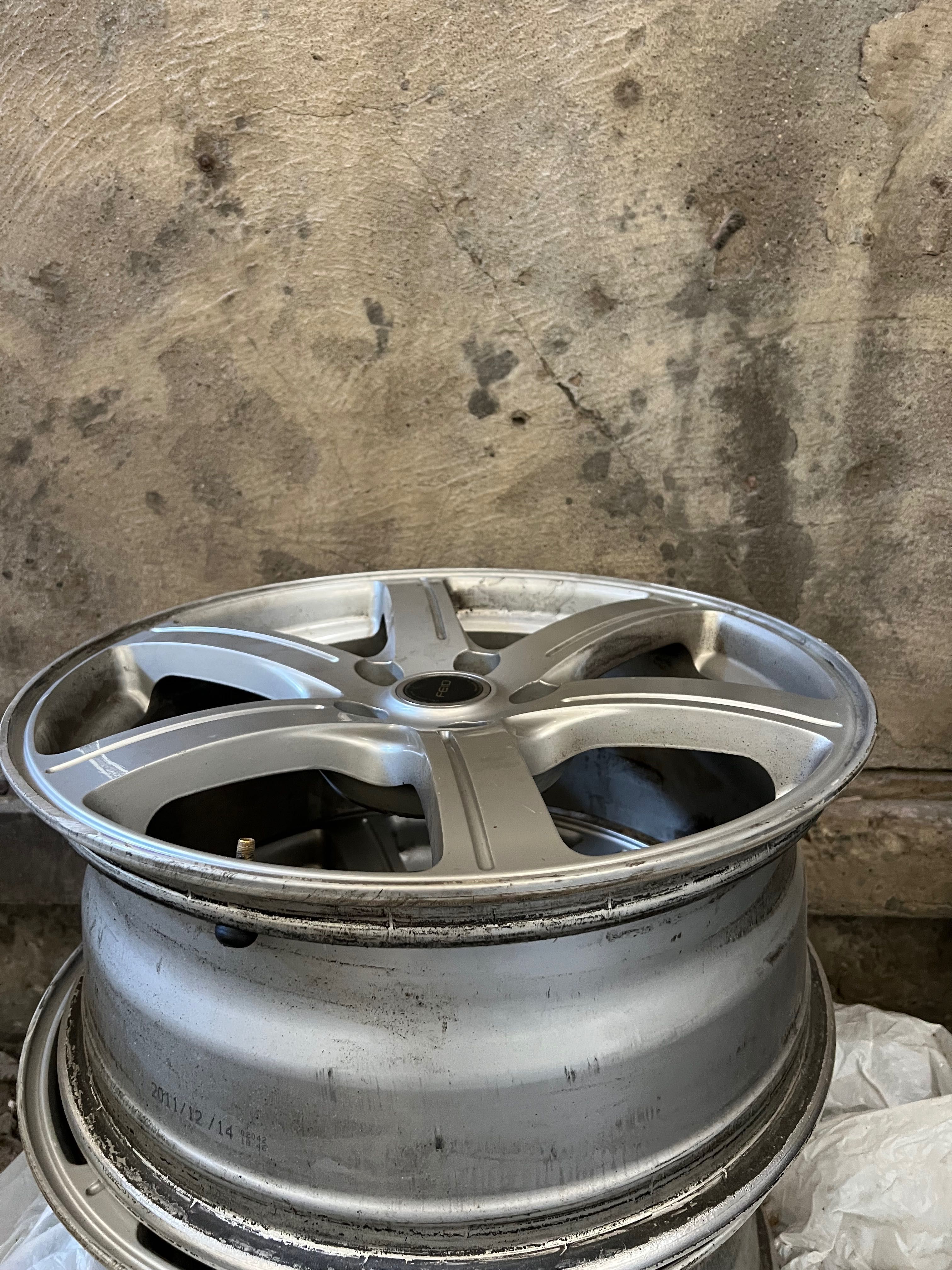 FIED Диски R18 5x114.3