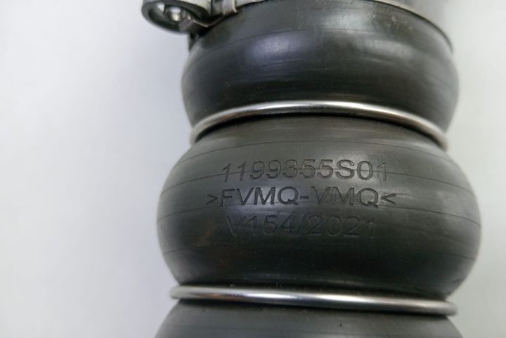 Furtun tubulatura intercooler    1199355S01 Dacia Logan a 2-a generat