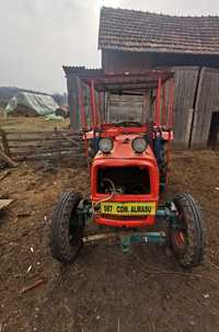 Vând tractor Fiat 415