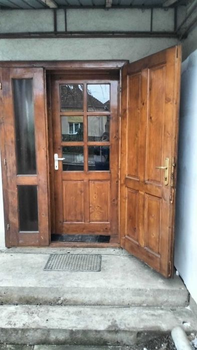 Usa din lemn de brad Exterior