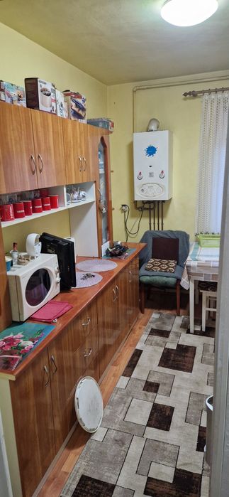 Vand apartament 3 camere Tranaveni