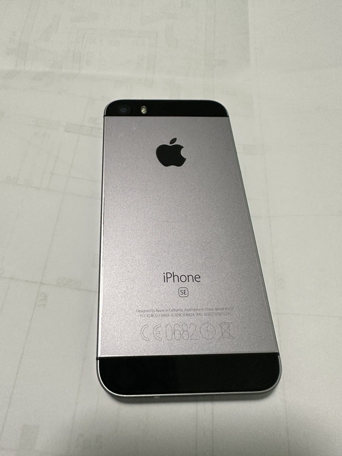 Iphone SE 16GB Black