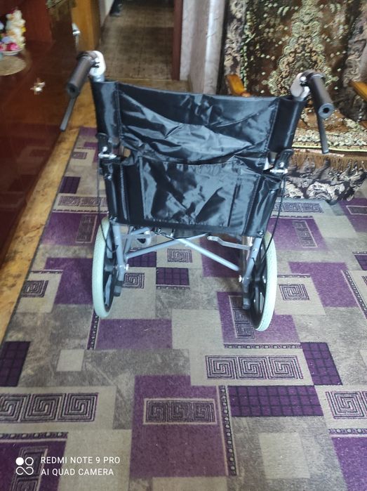 Кресло инвалидное