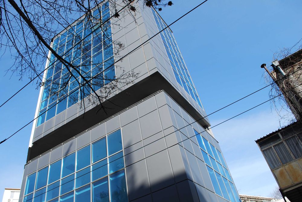 Отдавам офиси под наем