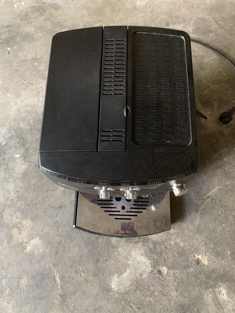 Vand aparat de cafea DeLonghi Magnifica