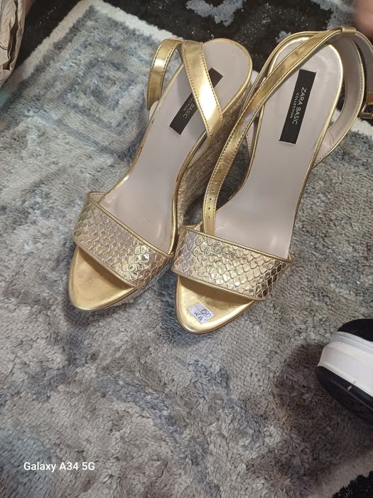 Încălțăminte dama purtate doar o data