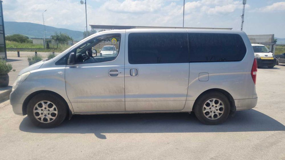 Hyundai H-1 2.5CRDI