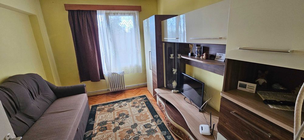 Apartament cu 4 camere, 2 băi, 2 terase – ultracentral, Sovata