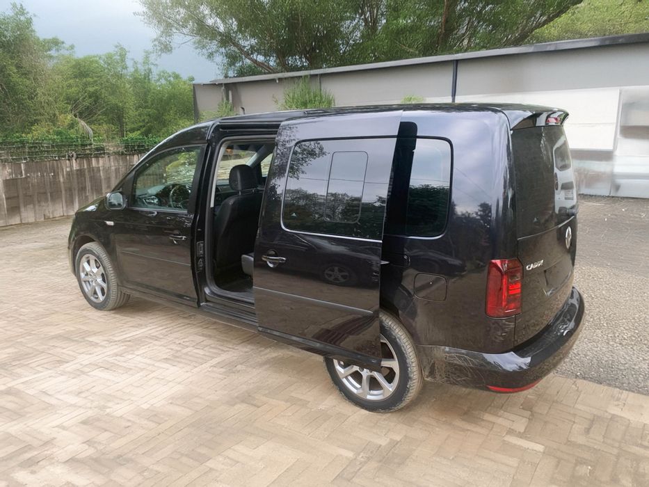 Volkswagen Caddy 2017 – Max Confort Edition – 7 Locuri – DSG