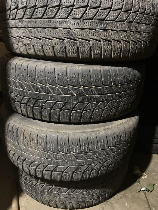 Продам шины с дисками р15