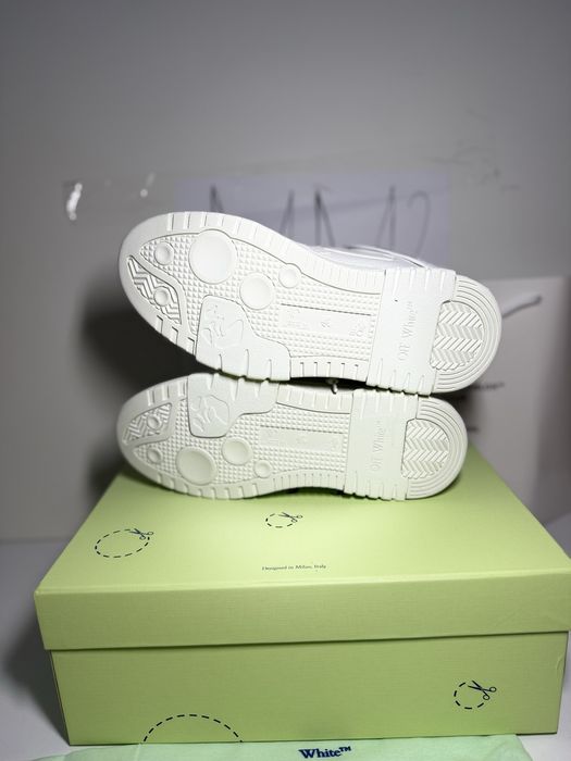 Adidasi Sneakers OFF WHITE, Out Of Office Animation, Stars, White