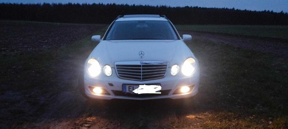 Mercedes Benz  E clasa W 211  2009