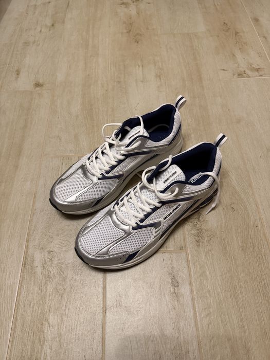 Удобни маратонки