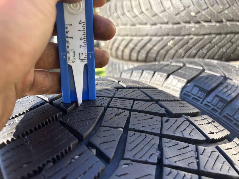 215/60 R16 4бр зимни гуми