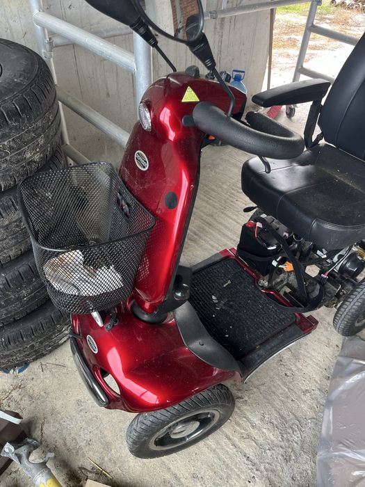 Инвалидни електрически колички