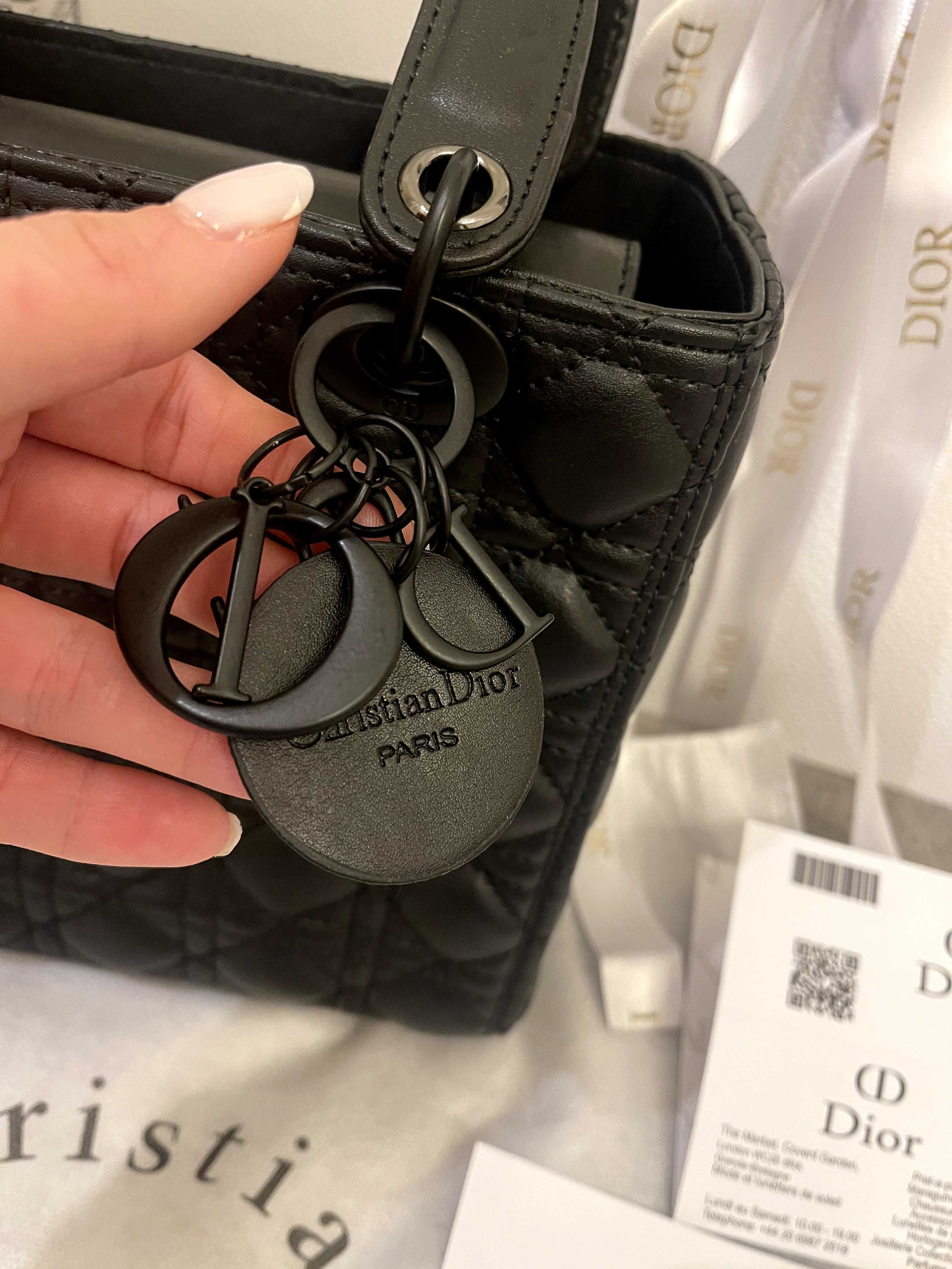 Geanta/Poșetă Christian Dior medium Lady D-LITE BAG black