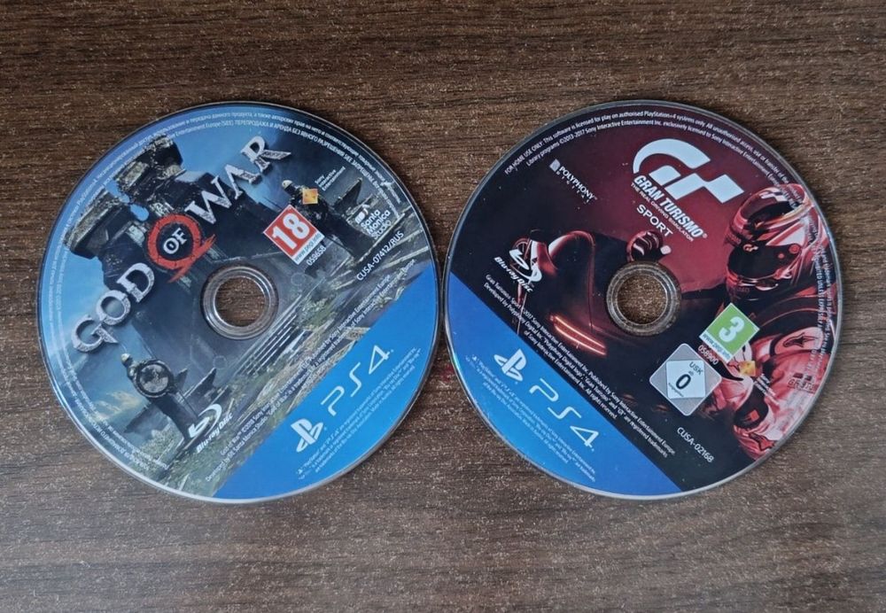 GOW/Grand Turismo