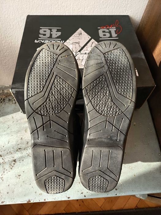 Мотоциклетни боти