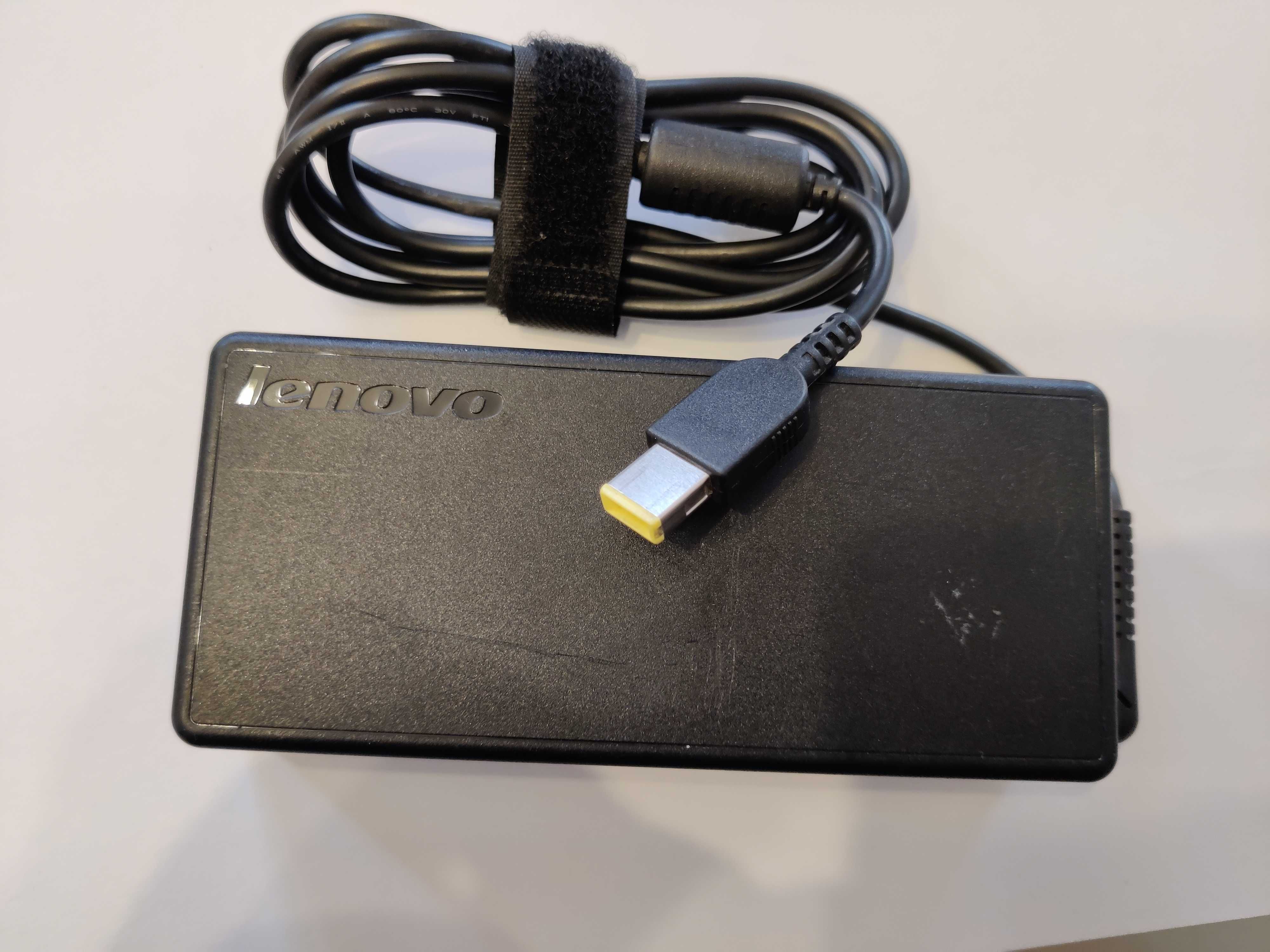 Захранващ адаптер AC Adapter Lenovo Notebook 20V 6.75A 135W Slim тънък
