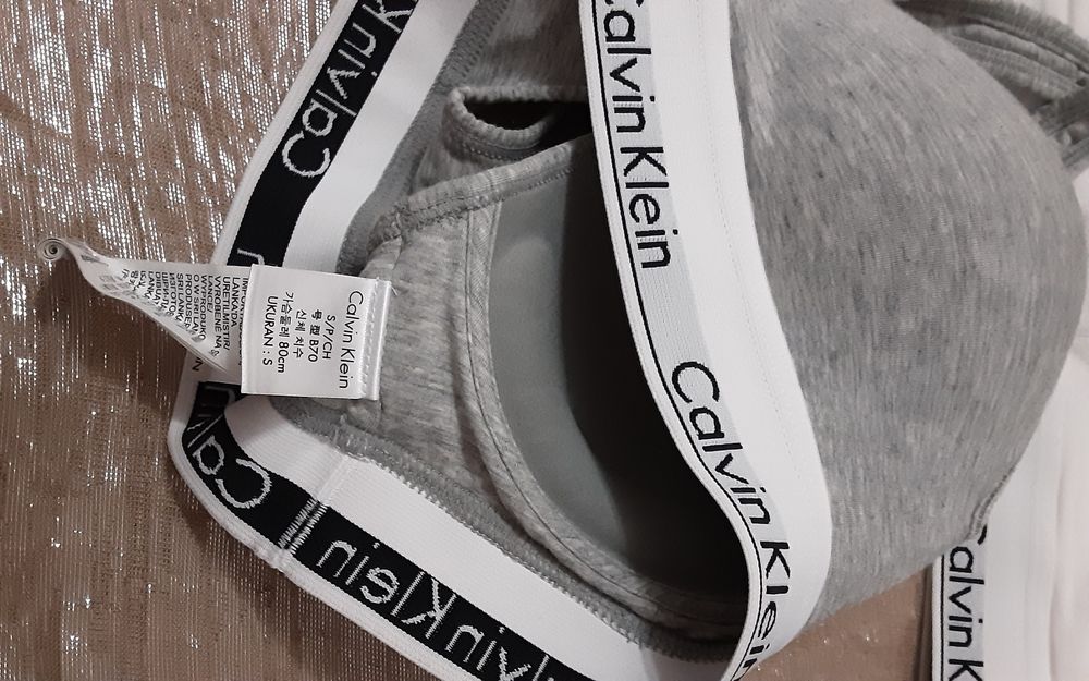 (XS) (S) Calvin klein ЛОТ 4 оригинални бюстиета повдигащ ефект 50.00лв