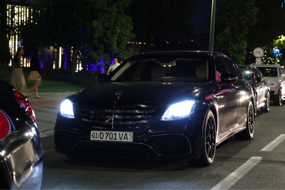 Mercedes Benz W222 S500 AMG ORIGINAL