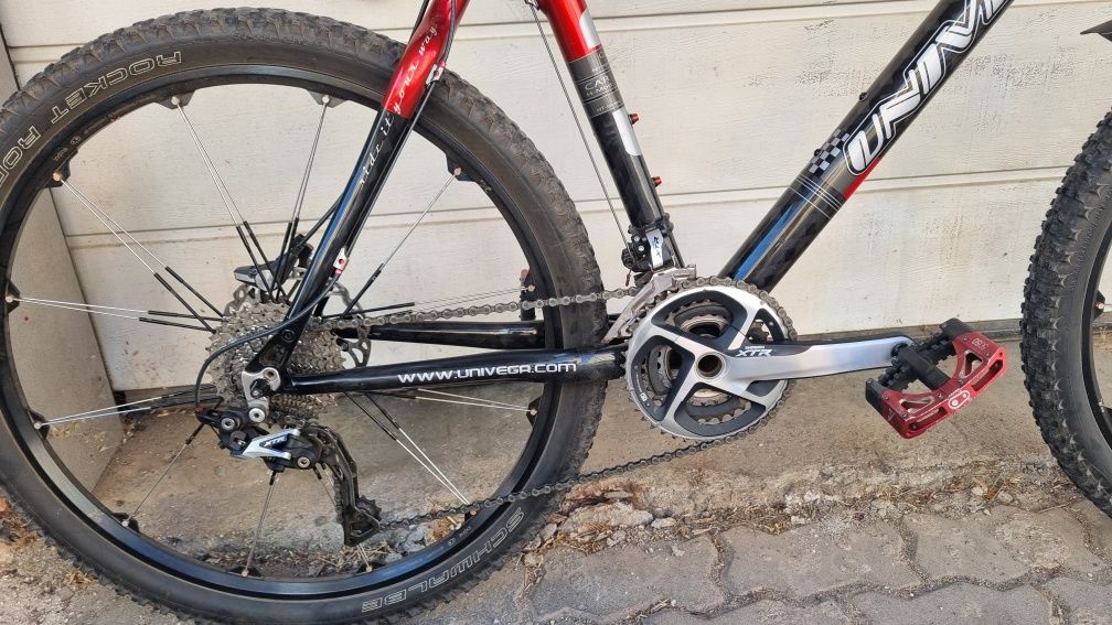 26' MTB XC Univega Carbon Rockshox Crankbrothers