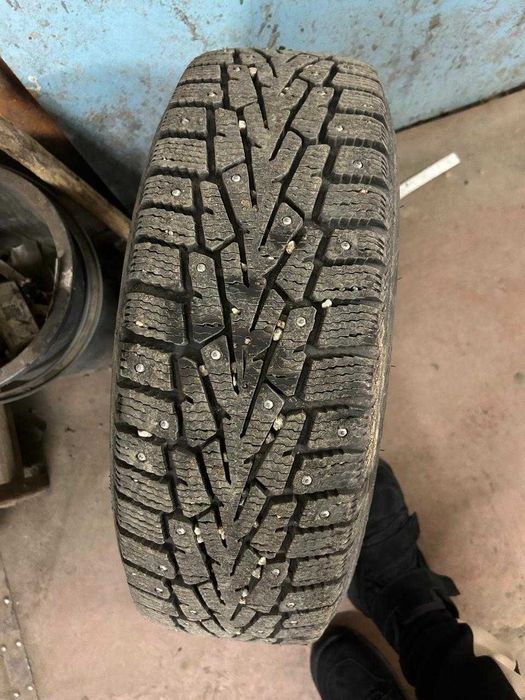 Продам шины зимние Cordiant snow cross