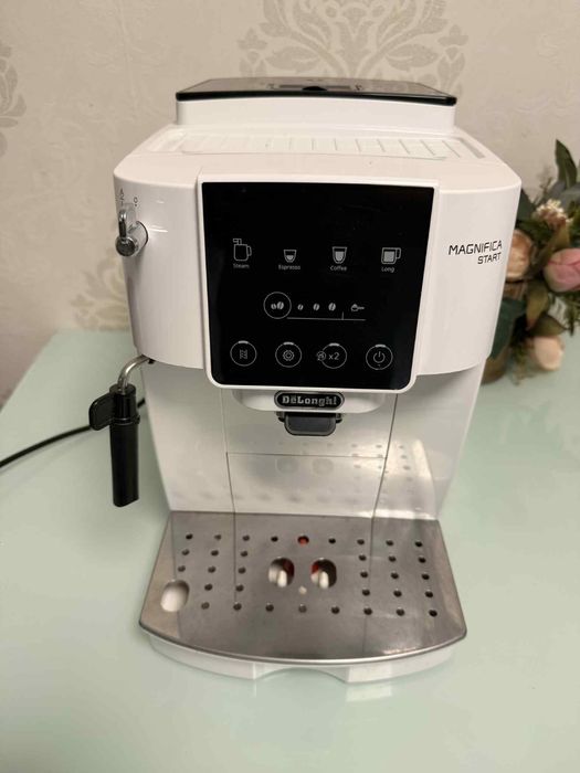 Espressor De’Longhi Magnifica Start automat