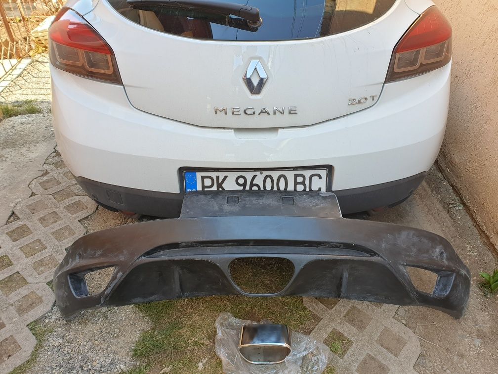 Renault Megane 3 RS Добавки (дифузьор)