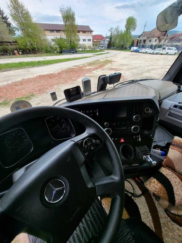 Mercedes Actros 1843