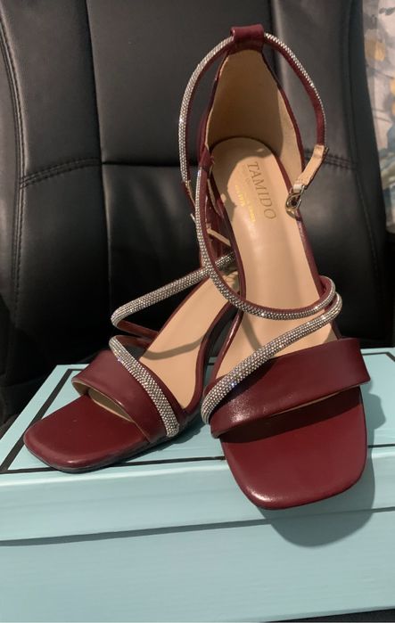 Бордовые туфли 39 размер