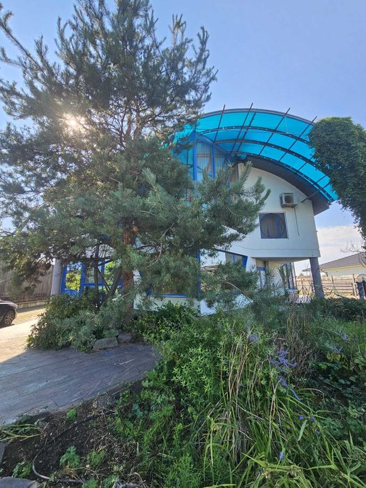 Vand/inchiriez - vila pe 3 niveluri - Satu Nou de Jos