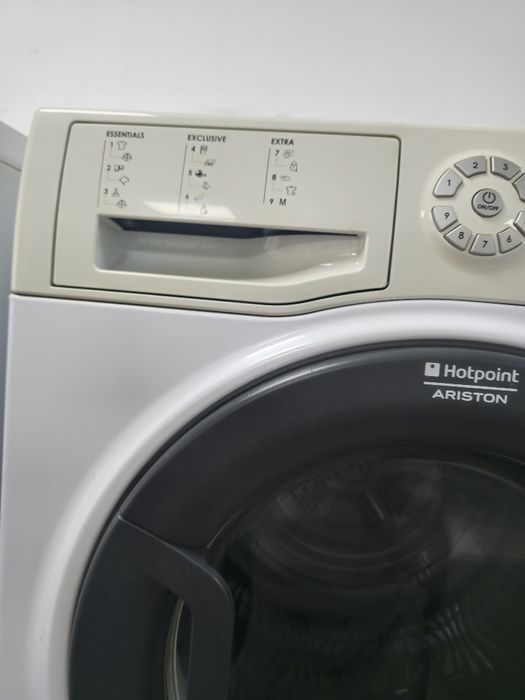Сушилня с термопомпа Hotpoint Ariston 8кг. A+